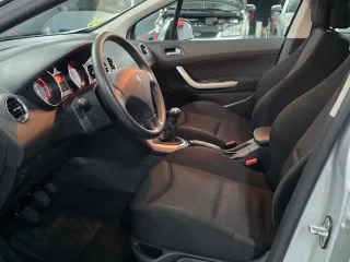 Peugeot 308 2010