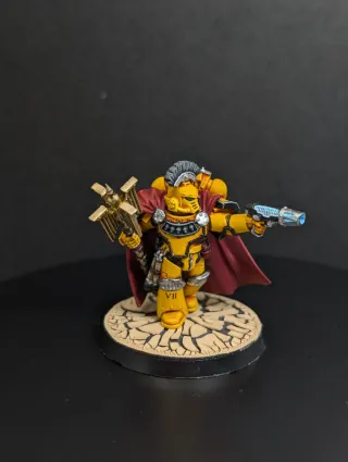 Praetor Cataphractii y Capellán Puños Imperiales