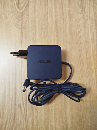 Portátil Asus i5