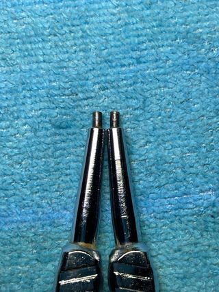 Alicates para extraer tóricas marca Facom 177 E.23