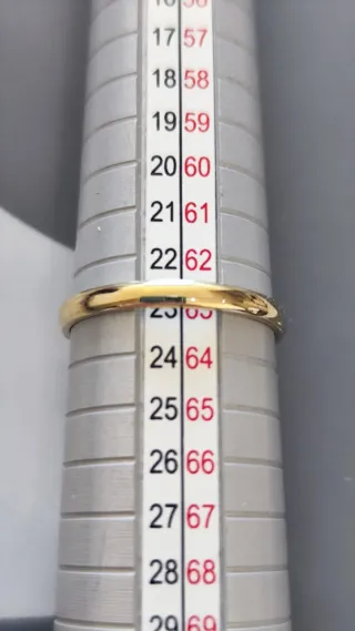 Alianza de oro para hombre, nueva