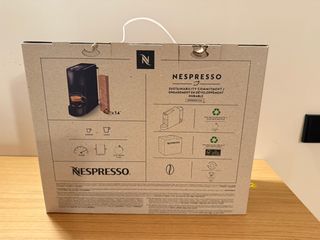 Cafetera Nespresso Essenza Mini Negra