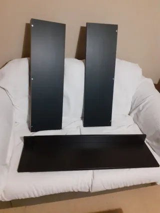 Estantes negros Ikea