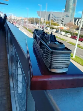 2 Maquetas Crucero MSC Splendida/Poesia 100€