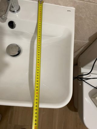 Lavabo de baño moderno