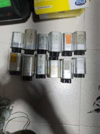 Condensatore Microonde HV 2100V