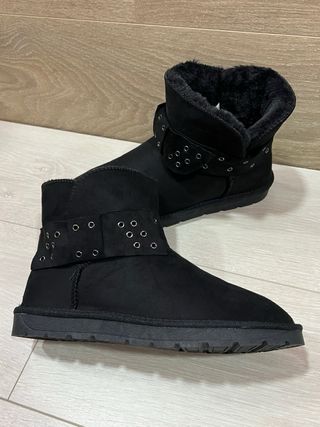 Botines negros forrados talla 39