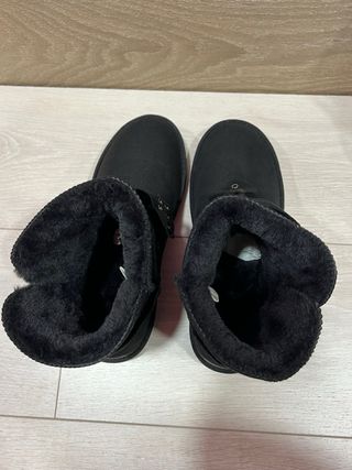Botines negros forrados talla 39