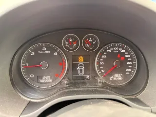 Audi A3 1.6 TDI GARANTÍA