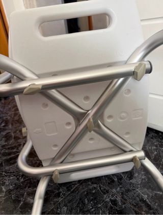 Silla de ducha ajustable