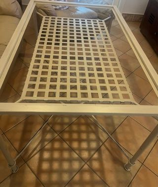 Mesa de centro de forja con cristal y ropa camilla