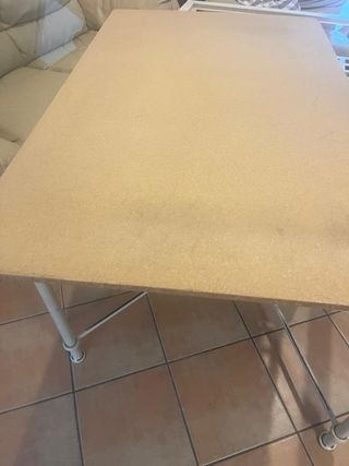 Mesa de centro de forja con cristal y ropa camilla