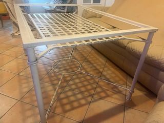 Mesa de centro de forja con cristal y ropa camilla