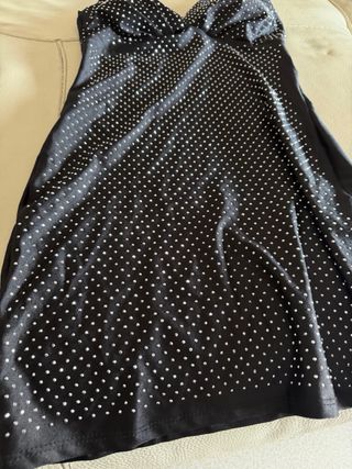 Vestitino elegante con brillantini neri