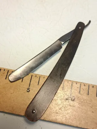 Navaja de afeitar antigua