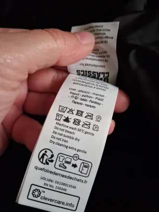 Abrigo acolchado señora negro talla XL. Nuevo