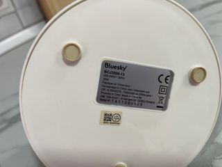 Exprimidor eléctrico Bluesky blanco