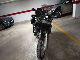 BMW F 650GS Twin Negra