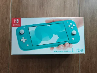 Nintendo Switch Lite + Accesorios. Como nueva.