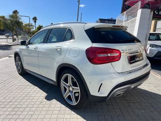 Mercedes-Benz GLA 2015 AMG LINE 220d 4 MATIC 64Mil
