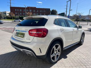 Mercedes-Benz GLA 2015 AMG LINE 220d 4 MATIC 64Mil