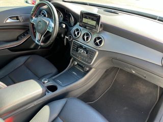 Mercedes-Benz GLA 2015 AMG LINE 220d 4 MATIC 64Mil