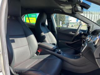 Mercedes-Benz GLA 2015 AMG LINE 220d 4 MATIC 64Mil