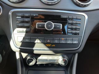 Mercedes-Benz GLA 2015 AMG LINE 220d 4 MATIC 64Mil