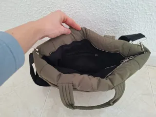 Bolso acolchado caki