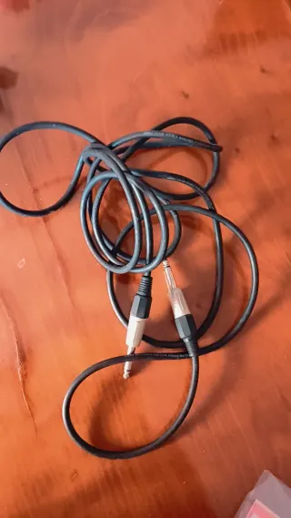 Bajo Eléctrico Yamaha Negro