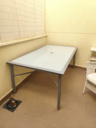 Mesa de terraza grande cristal y metal