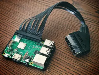 Raspberry Pi con cable SCART