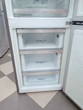 Frigorífico 'LG INVERTER' combi nofrost A+++ ACERO