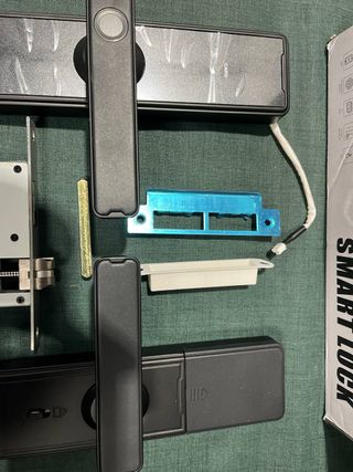 Cerradura inteligente para puerta de entrada