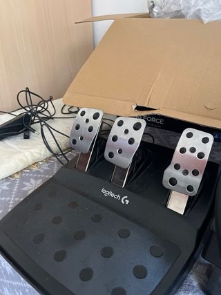 Logitech G29 Volante PS4/PS5 i Pc NUEVO