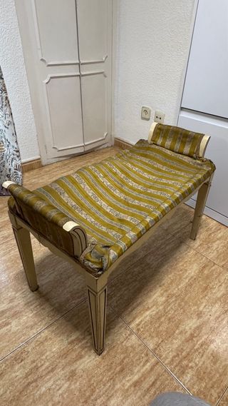 Banqueta vintage tela y madera