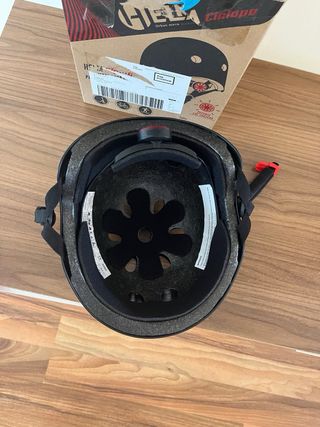 Casco Negro con luz Talla L con Luz