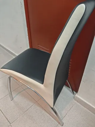 4 Sillas de comedor modernas