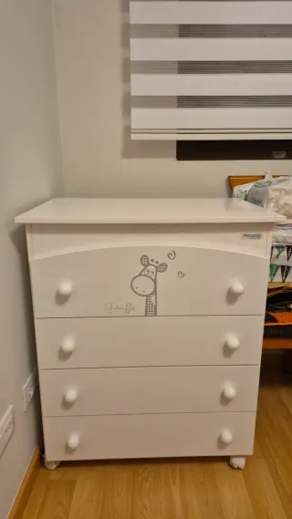 Cuna Minicuna + Cómoda + Colchón