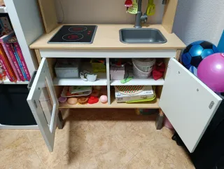 Cocinita infantil de madera