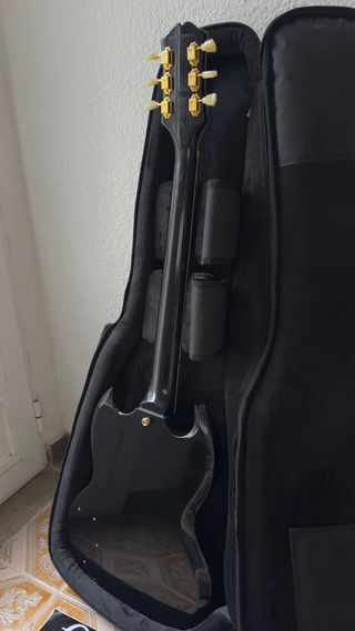 Guitarra Epiphone SG Standard Ebony