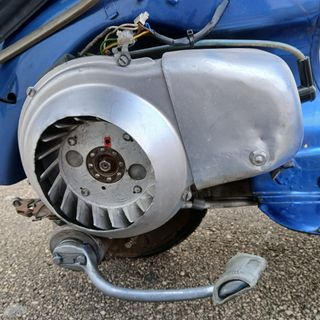 Vespa Faro Bajo 125 venta o cambio