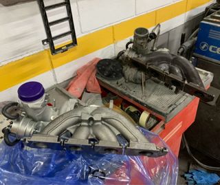 Mecanico,chapista y pintor.