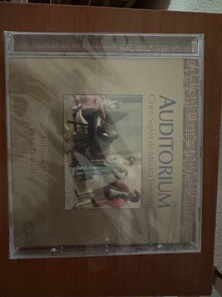 Colección 50 CDs Música Clásica y estante