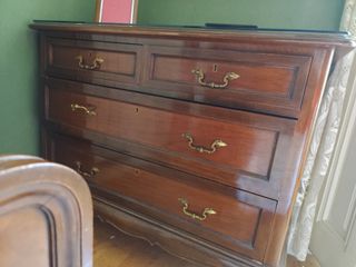 Dormitorio completo de madera maciza vintage.