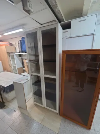 Estantería Ikea Blanca y Negra