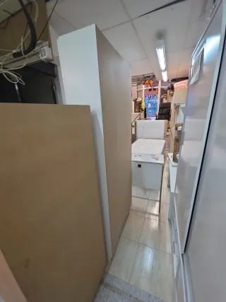 Estantería Ikea Blanca y Negra