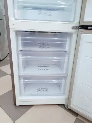 Frigorífico 'SAMSUNG' combi no frost ACERO INOX