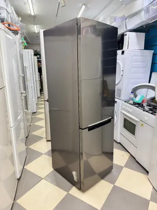 Frigorífico 'SAMSUNG' combi no frost ACERO INOX