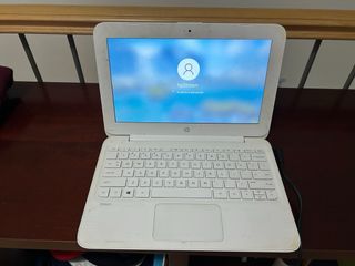 Mini portátil HP Stream blanco